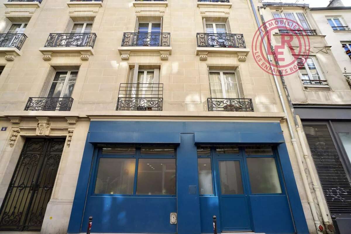 Appartement à PARIS-10E