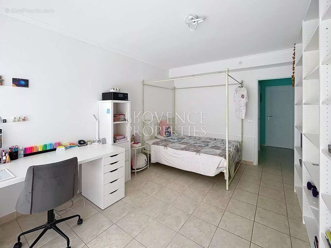 Maison à FLASSANS-SUR-ISSOLE