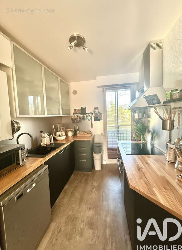 Photo 5 - Appartement à COLLONGES-AU-MONT-D'OR