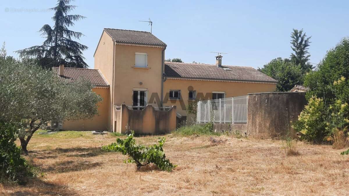Maison à QUISSAC