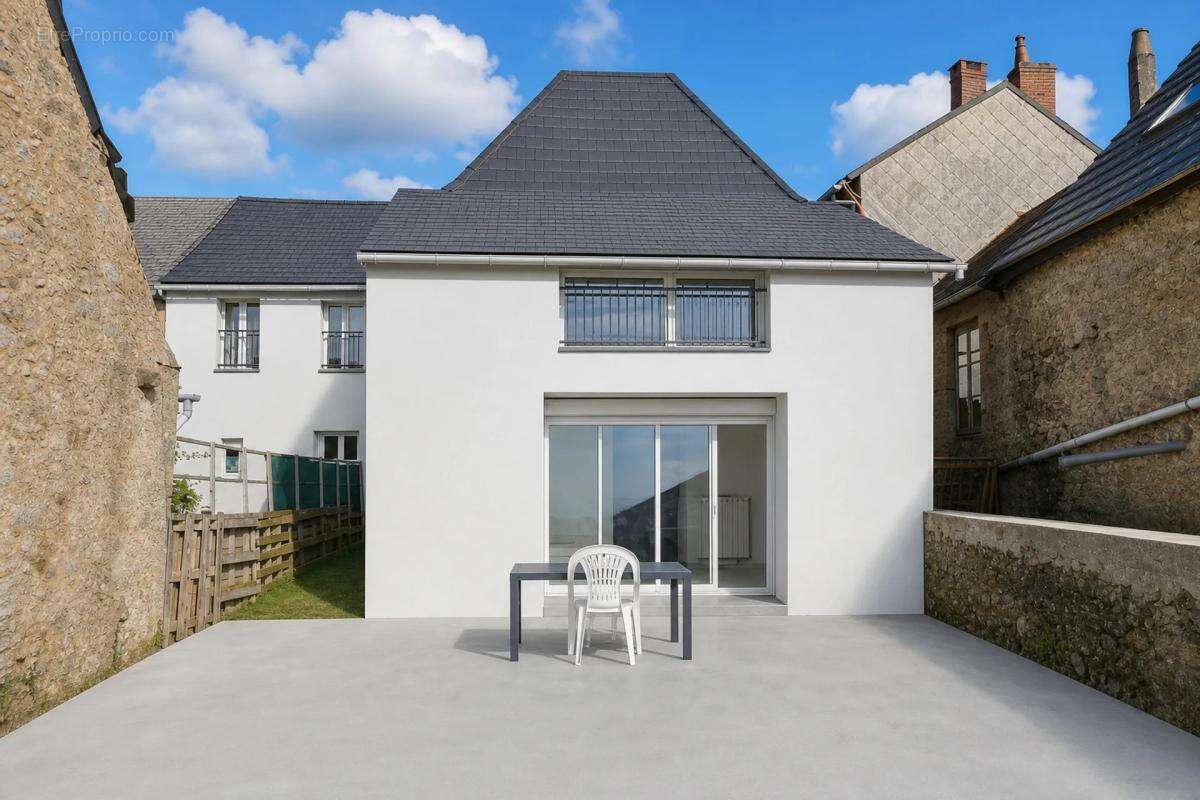 Maison à CHATEAU-CHINON(VILLE)