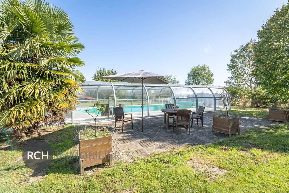 Maison à MONTFORT-L'AMAURY