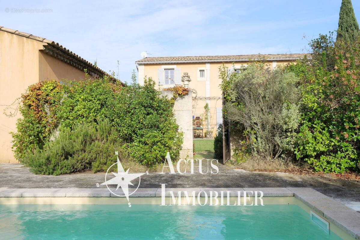 Maison à EYGALIERES