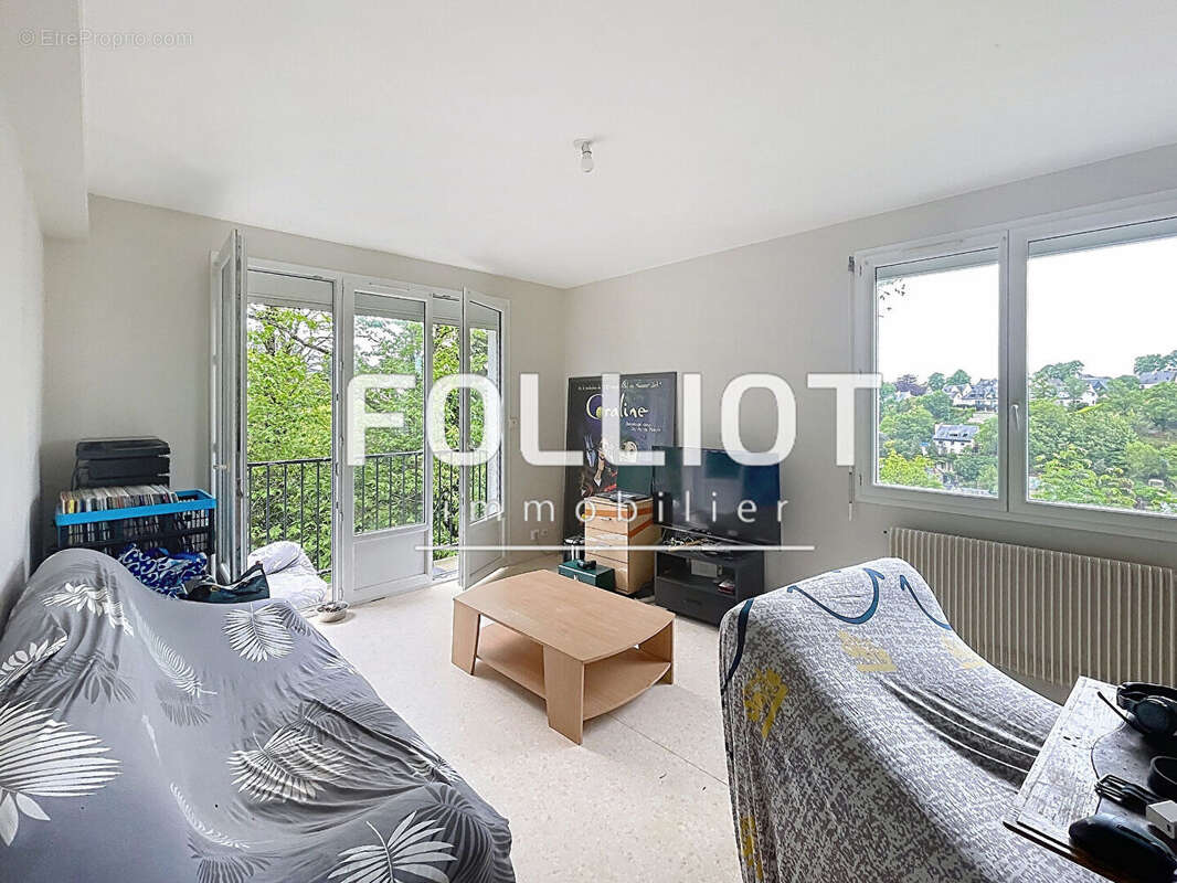 Appartement à FOUGERES
