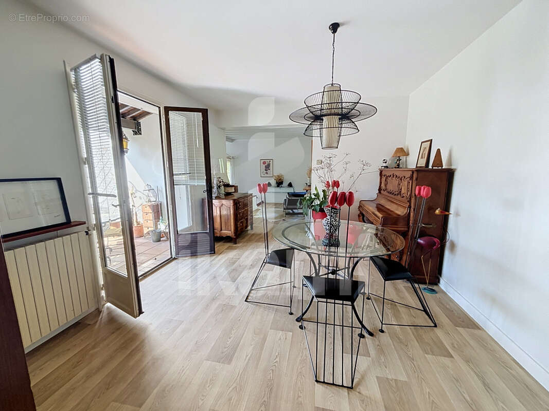 Maison de caractère - 140m2 - 4 chambres - double garage - photo 4