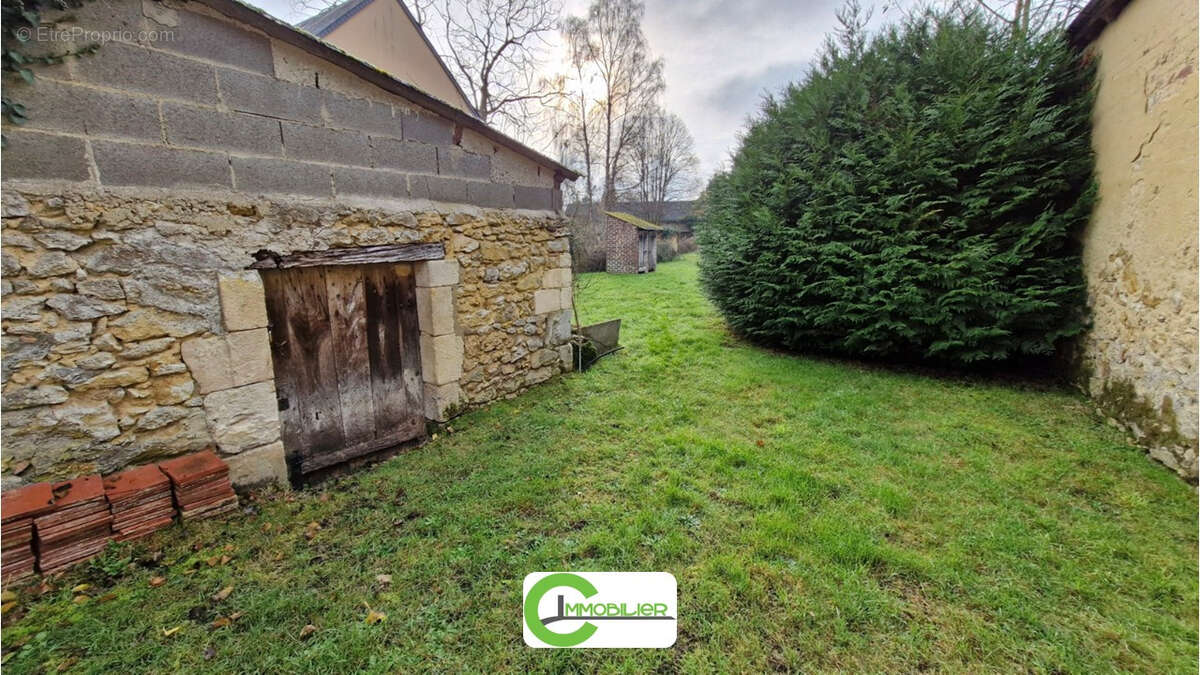 Centre-ville de vibraye - photo 12