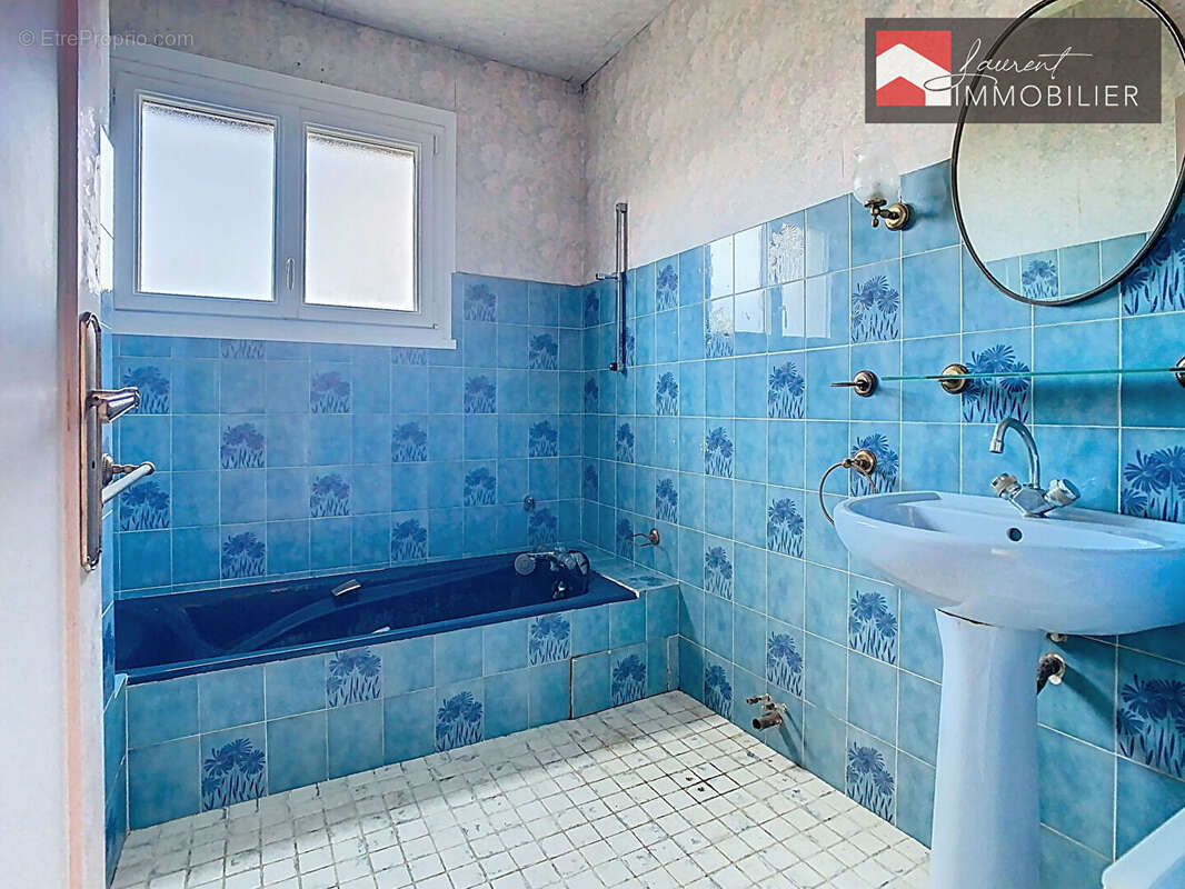 Maison à PONT-DE-VAUX