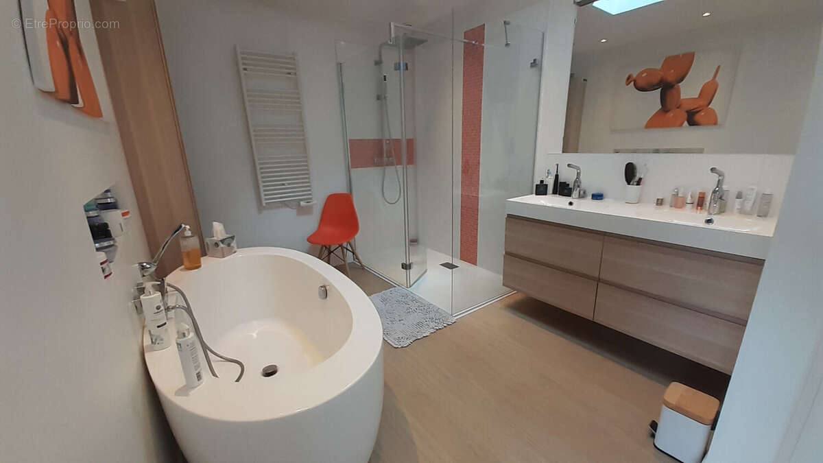 Maison à LE RELECQ-KERHUON