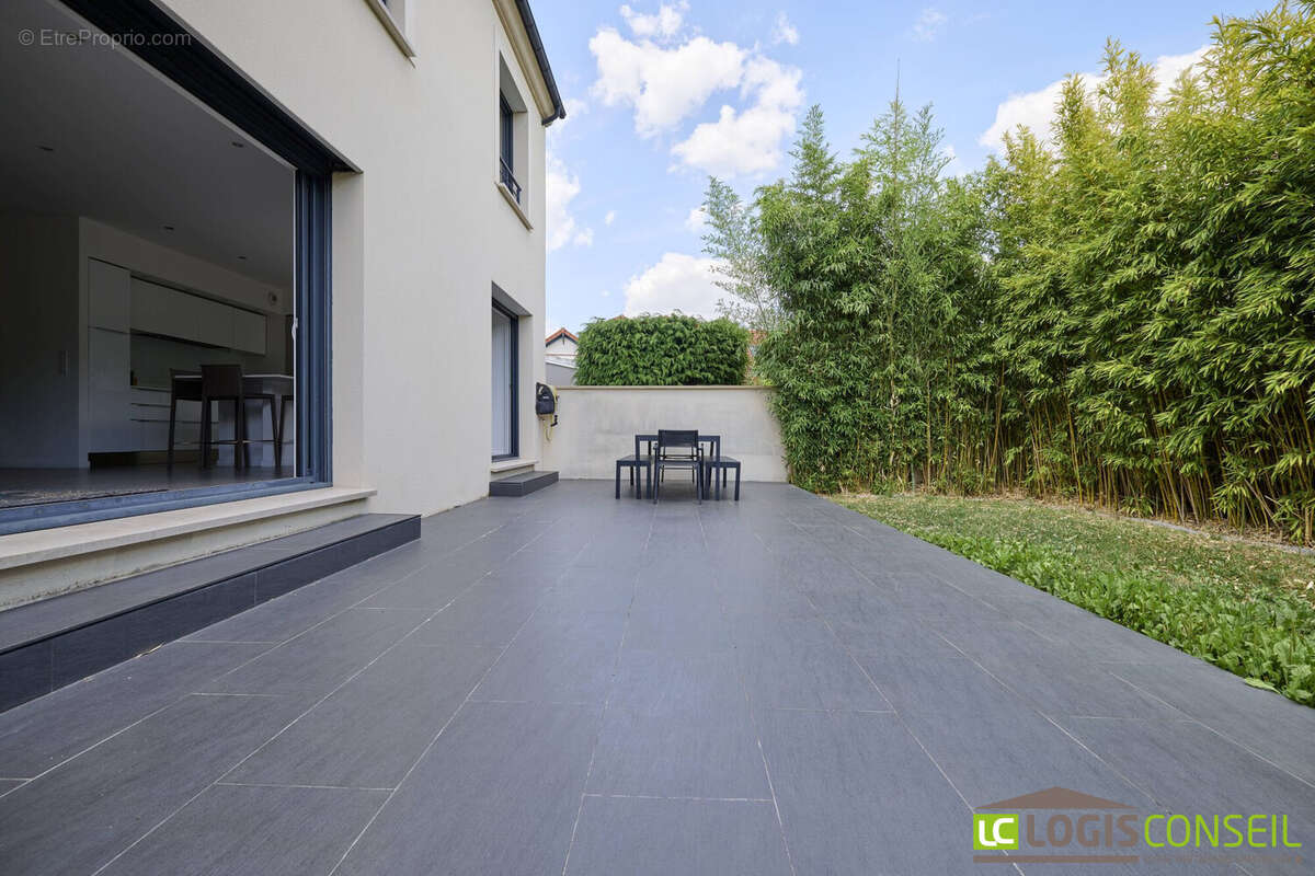 Maison à BOURG-LA-REINE