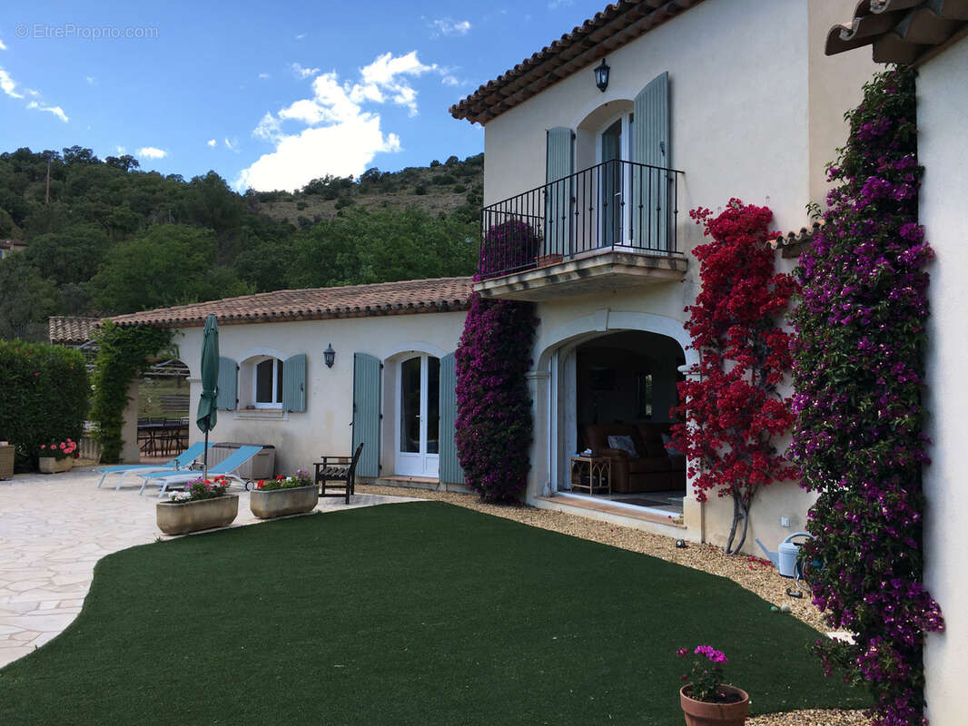 Maison à PLAN-DE-LA-TOUR