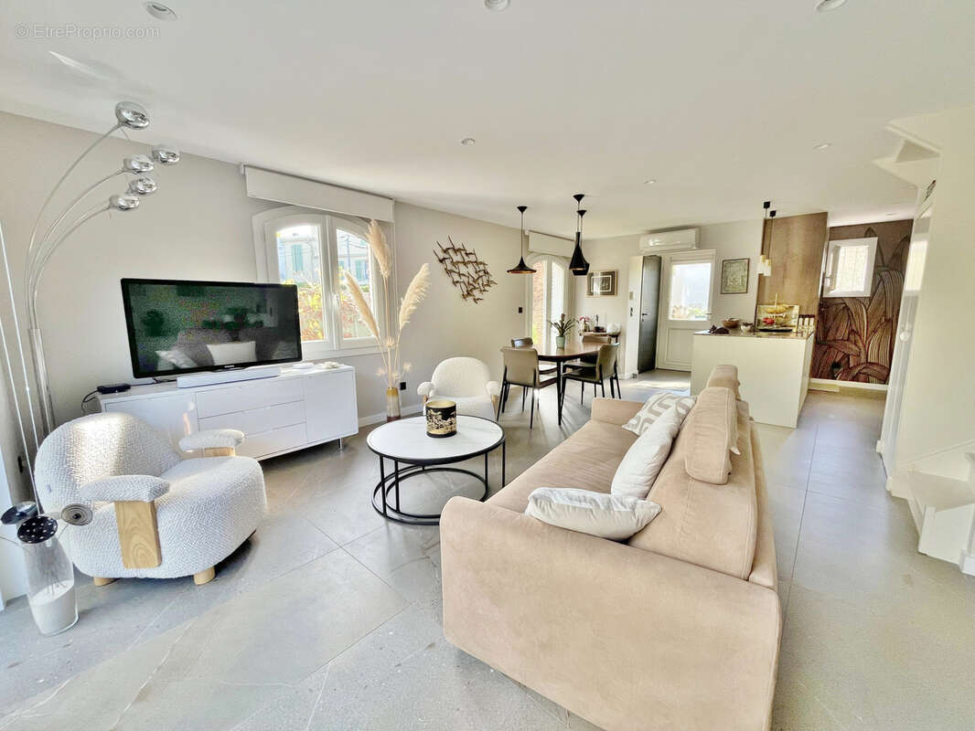 Maison à SAINT-RAPHAEL