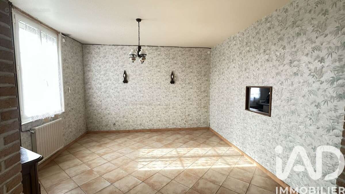 Photo 8 - Maison à SAINT-AUBIN-DE-CRETOT