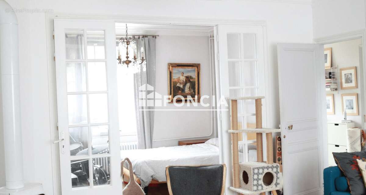 Maison à COUCY-LE-CHATEAU-AUFFRIQUE