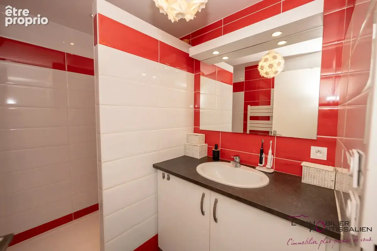 Pontarlier : appartement de type 3 - terasse, cave et garage - photo 13