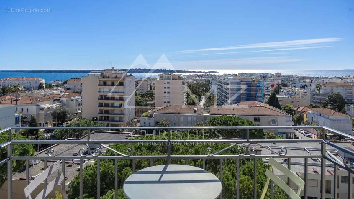 Appartement à CANNES