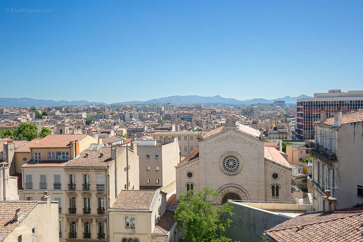 Appartement à MARSEILLE-6E