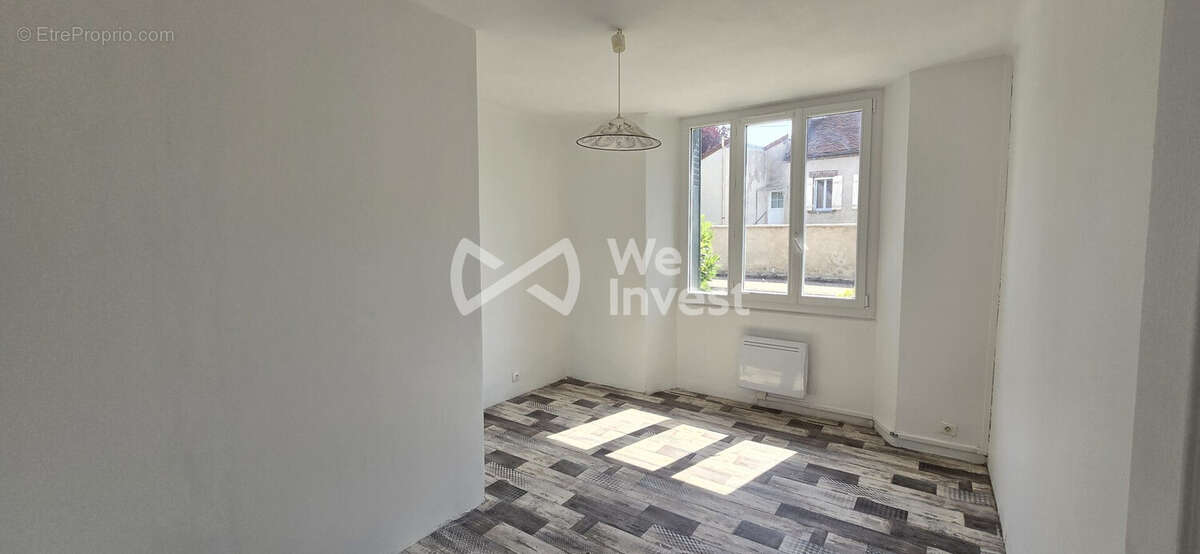 Maison 151 m² à Fontaine-Fourches  - photo 8