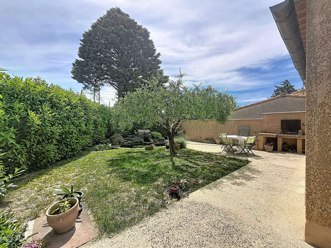 Maison à PIOLENC