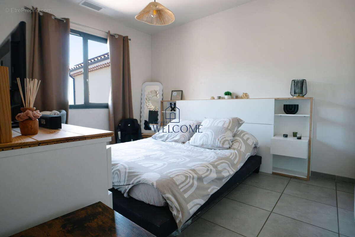 Maison 58 m² à Saint-Paul-Les-Fonts  - photo 6