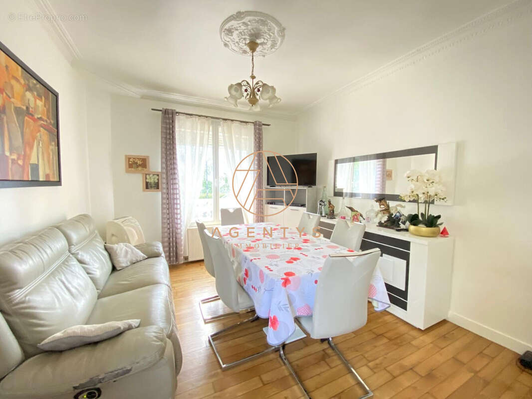 Appartement à CHAMPIGNY-SUR-MARNE