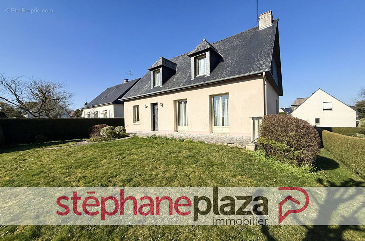 Maison à POCE-LES-BOIS