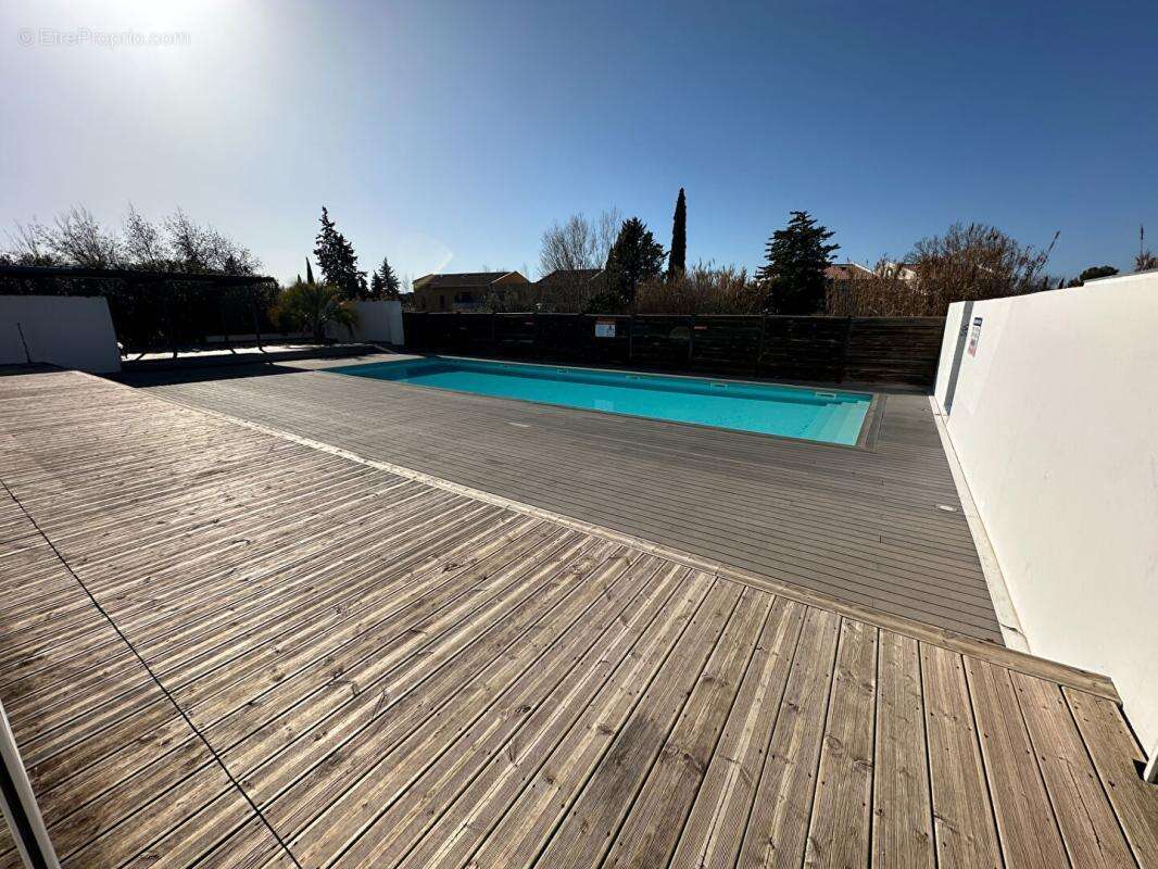 Appartement à EGUILLES