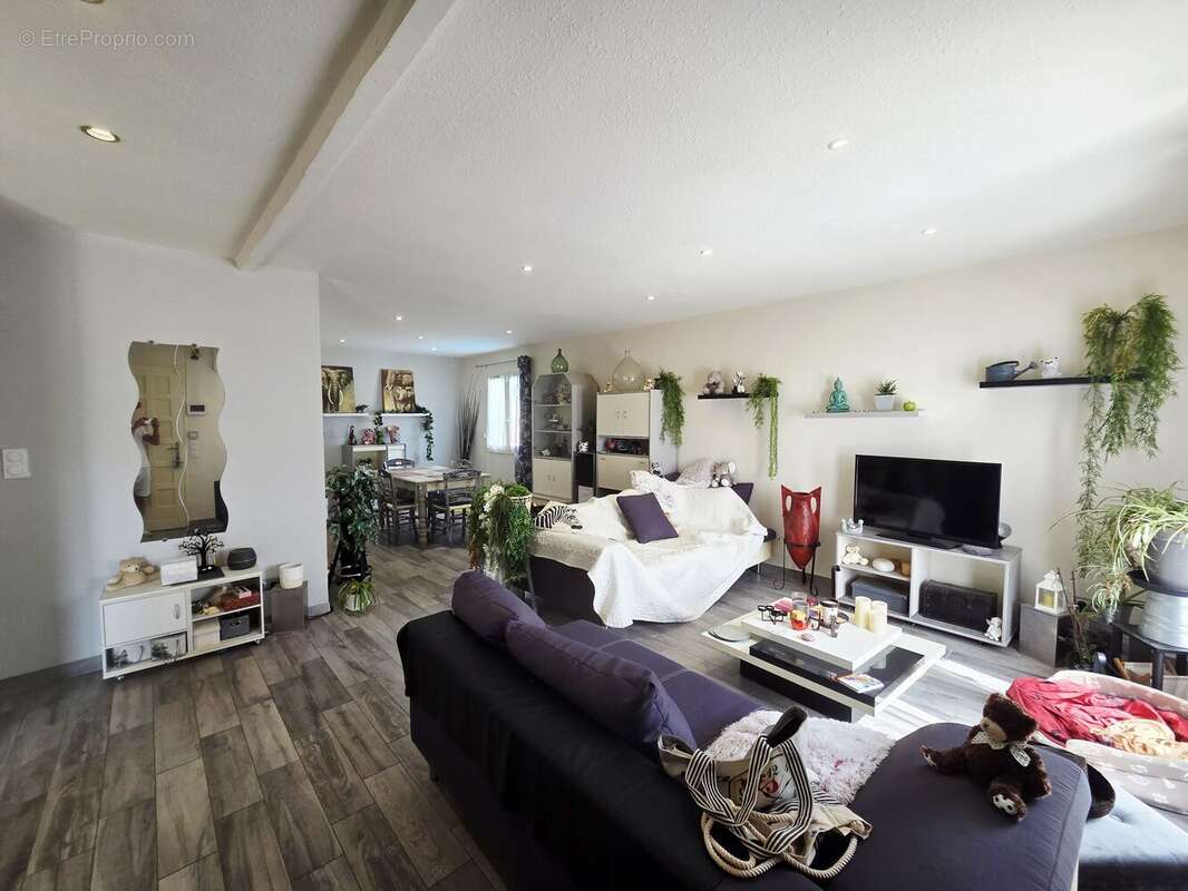 Maison à COLOMBIERS