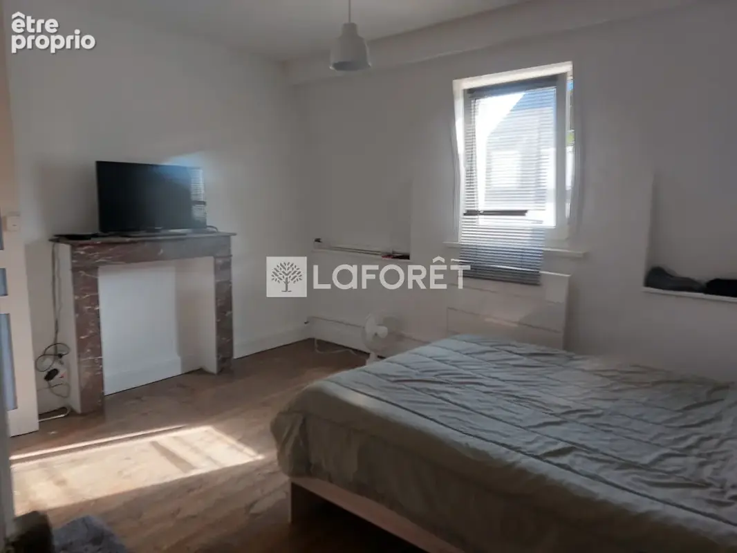 Local commercial et appartement - photo 7