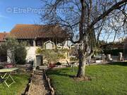 Photo 1 - Maison à MACON