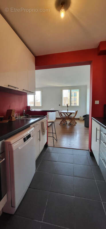 Appartement à MARSEILLE-2E