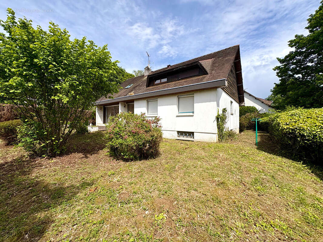 Maison à CHARLEVILLE-MEZIERES
