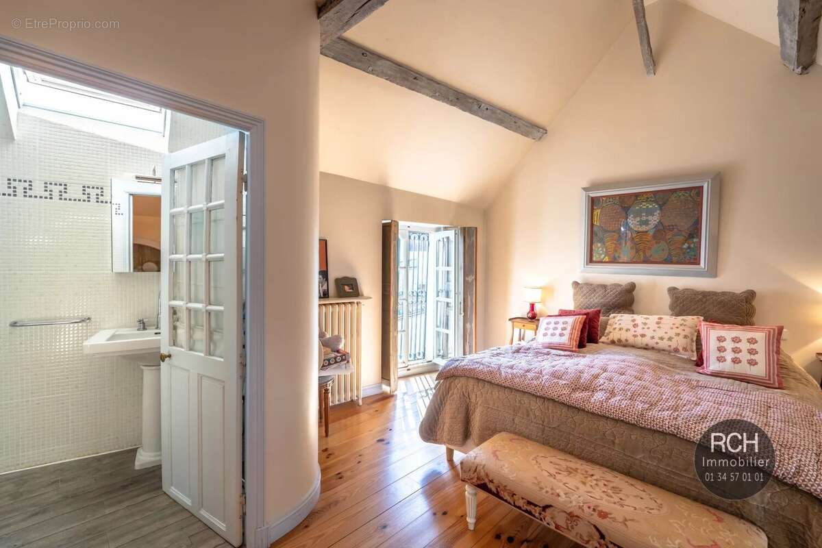 Maison à MONTFORT-L'AMAURY