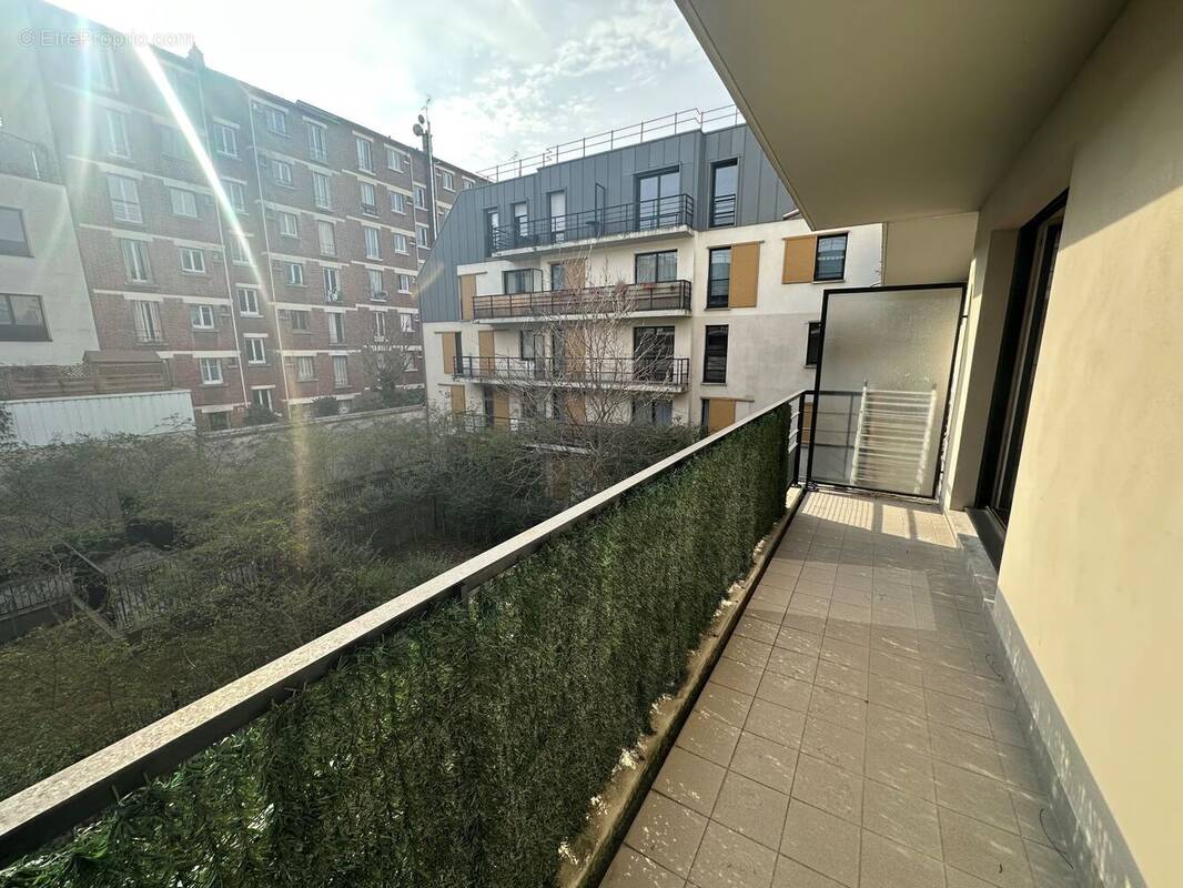 Appartement à ASNIERES-SUR-SEINE