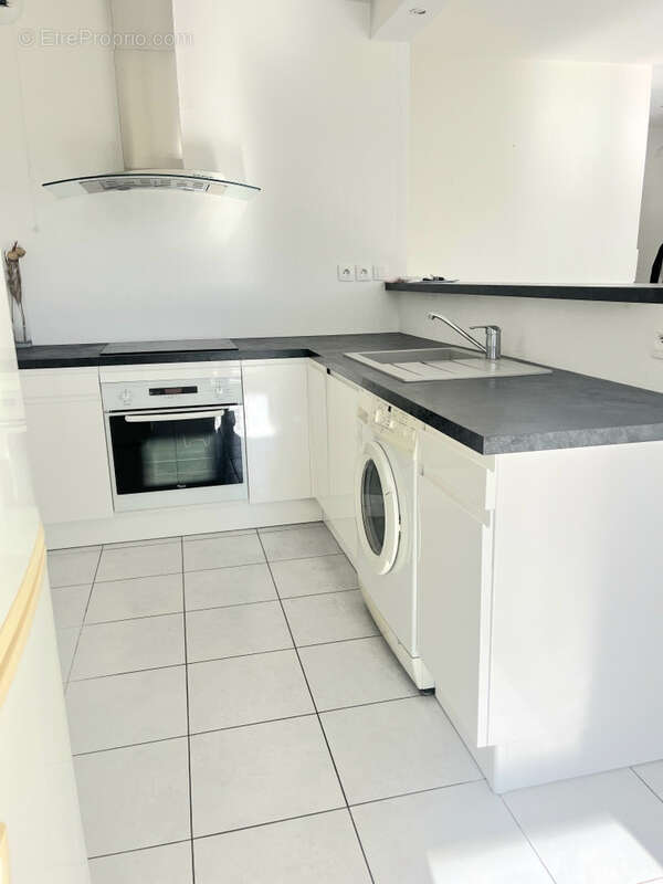 Appartement à SEPTEMES-LES-VALLONS