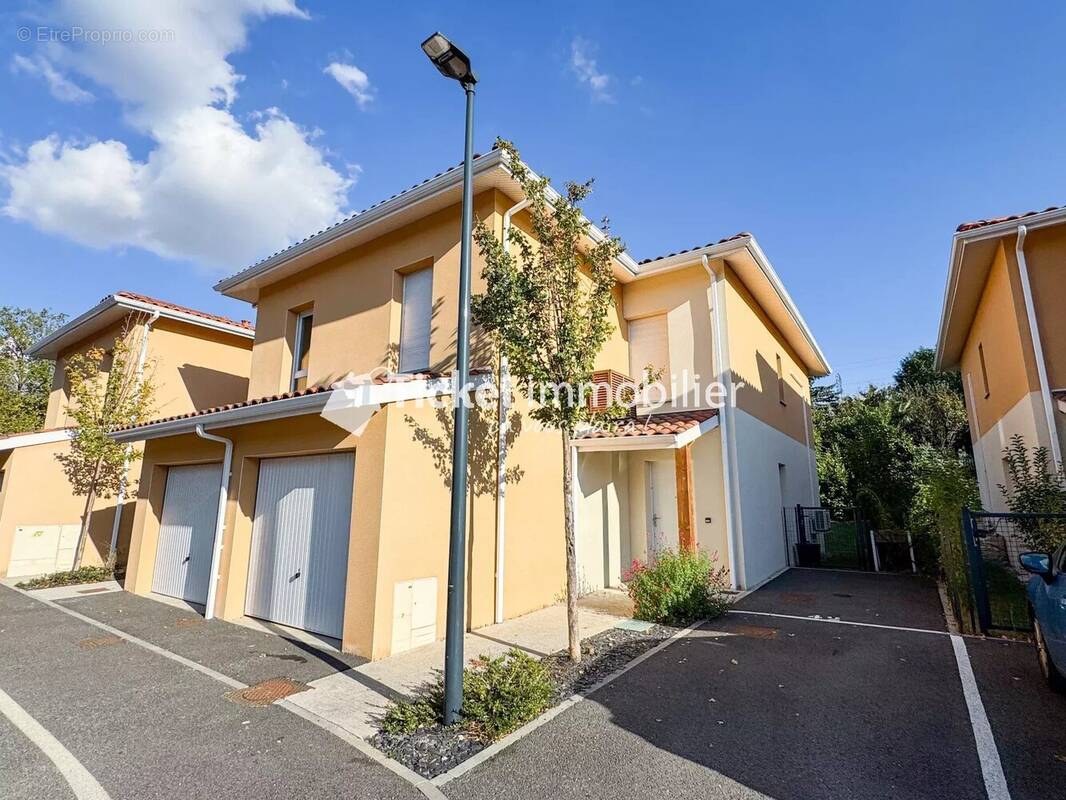 Maison à SAINT-ORENS-DE-GAMEVILLE