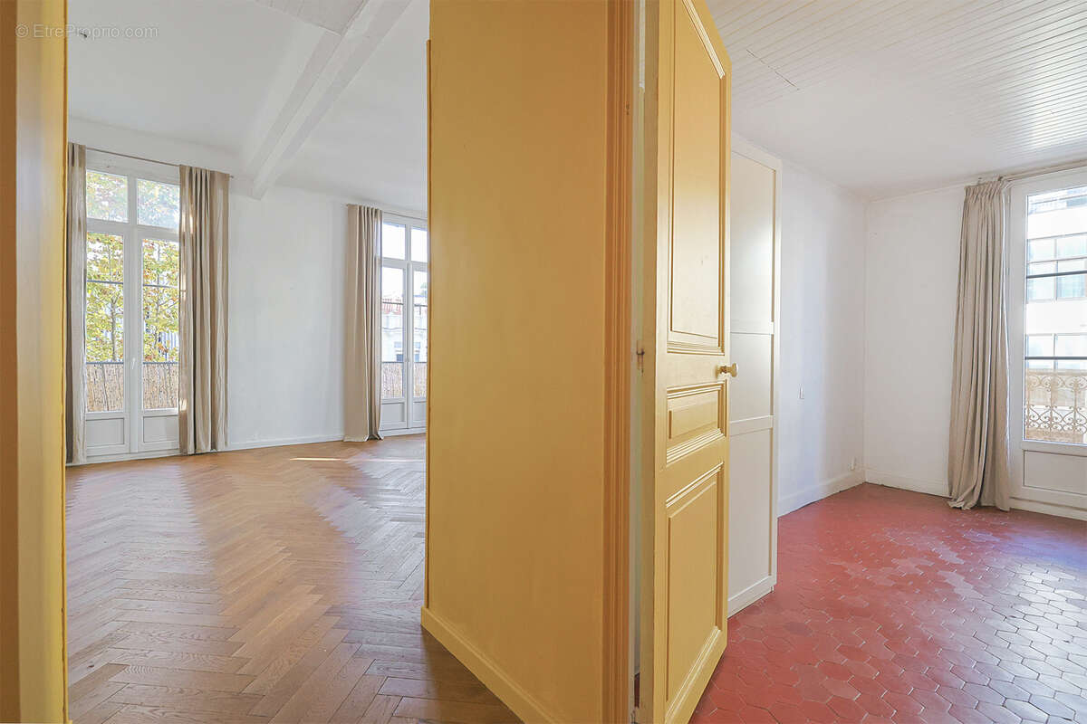 Appartement à HYERES