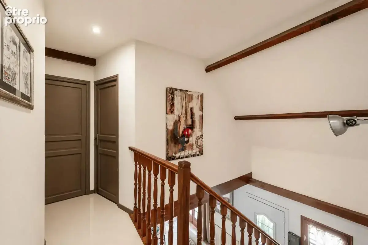 Maison de 7 pièces de 121 m² à Fontenay-Trésigny - photo 12