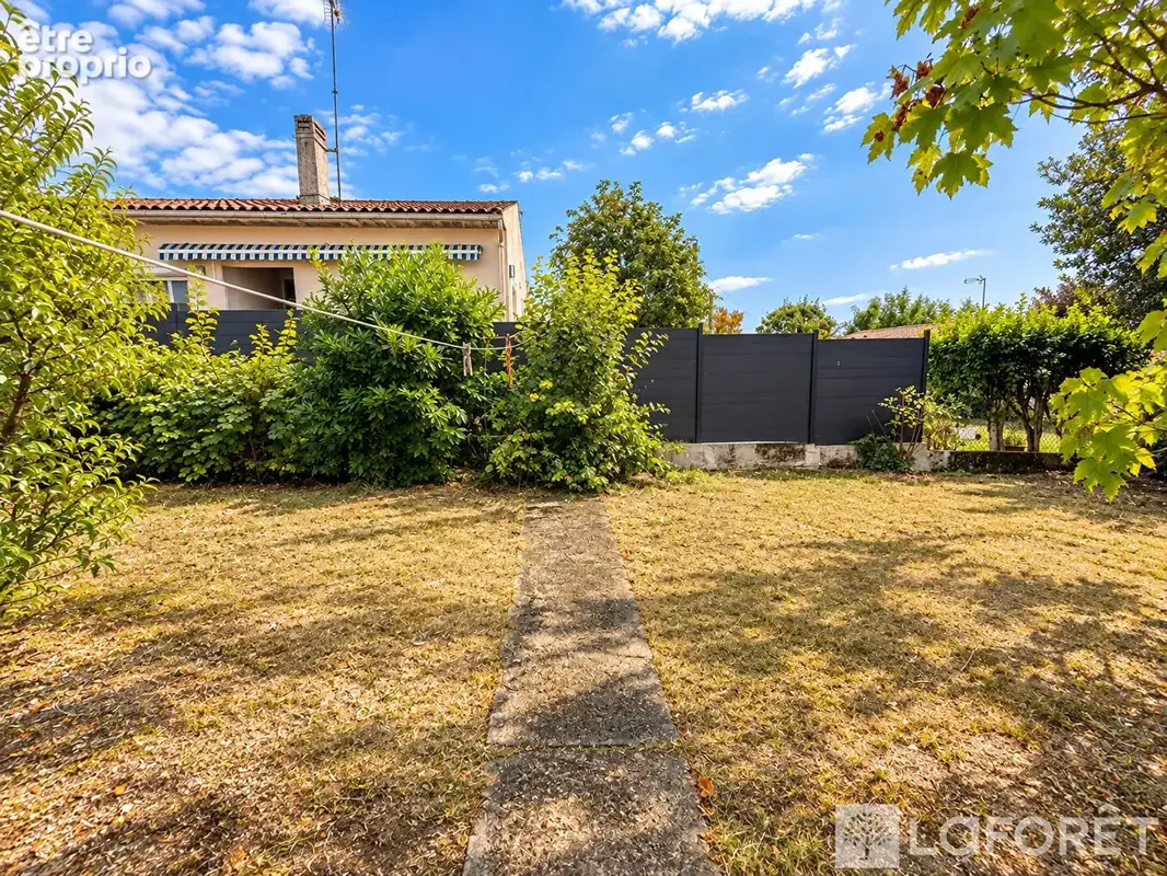 Maison familiale 134 m² - 4 chambres - Sous-sol - 2 garages + Jardin - photo 6