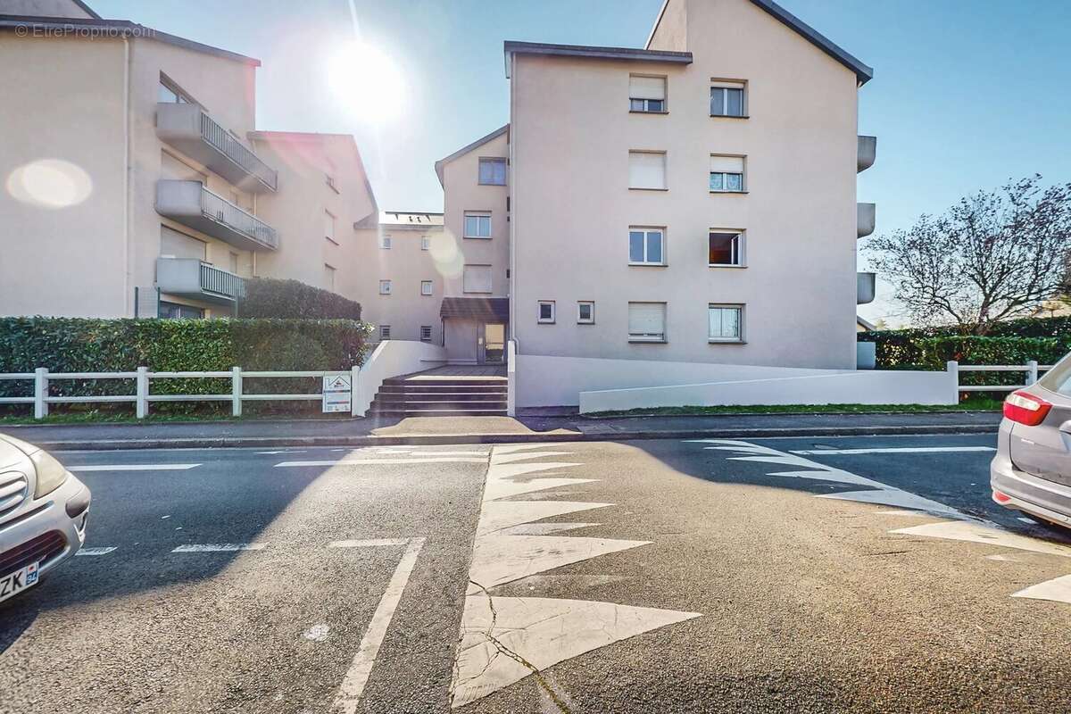 Appartement à LES MUREAUX
