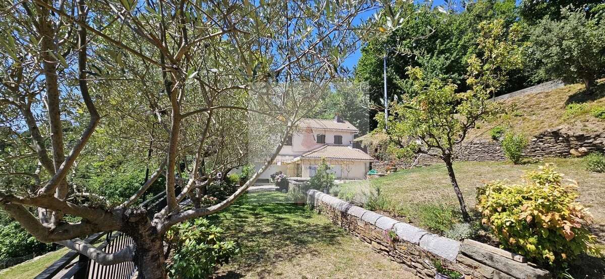 Maison à SAINT-MICHEL-DE-DEZE