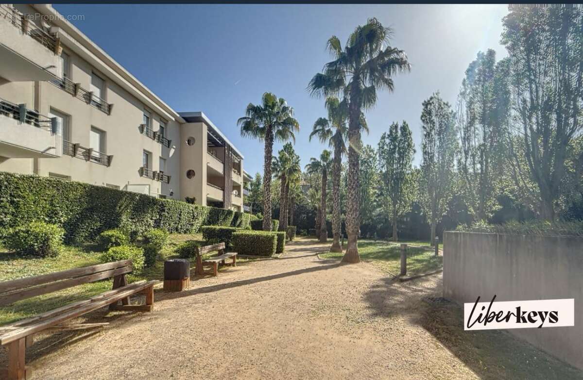 Marseille 11ᵉ – T3 lumineux de 65 m² avec terrasse et 2 parkings sécurisés - photo 9