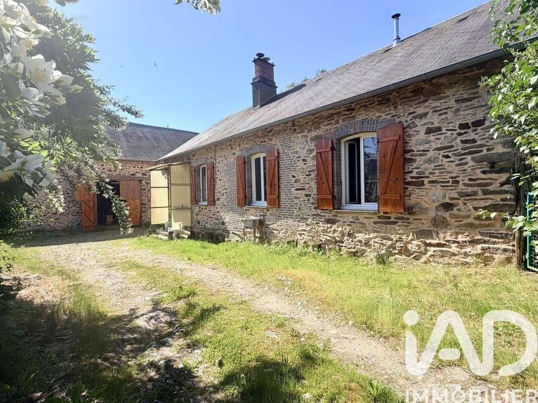 Photo 3 - Maison à SAINT-GERMAIN-LES-BELLES