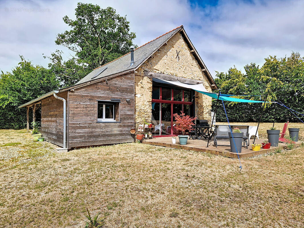 Maison à MARIGNE
