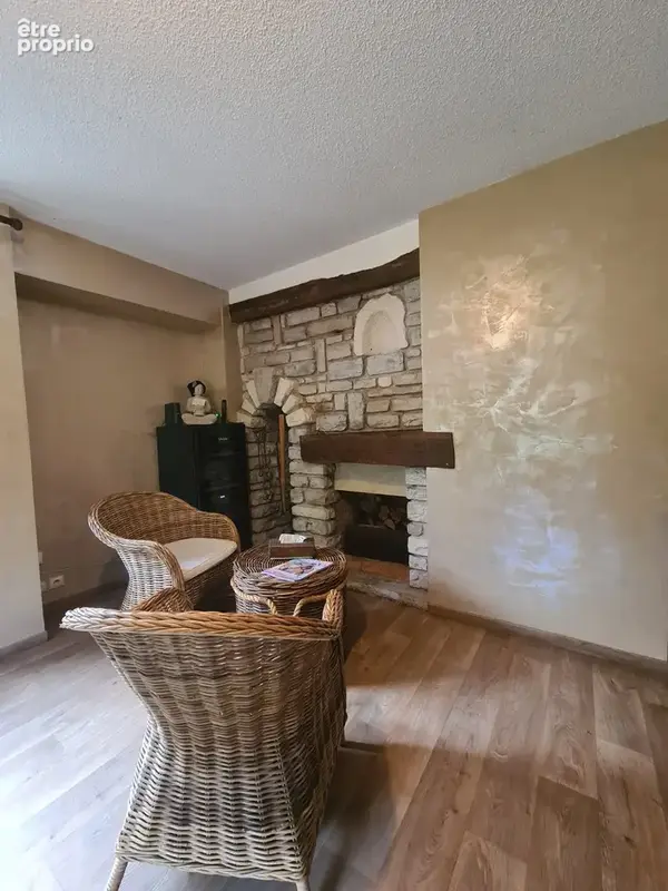 Maison 5 pièces 142 m² à vendre à Mouthier-Haute-Pierre (25920) - photo 6