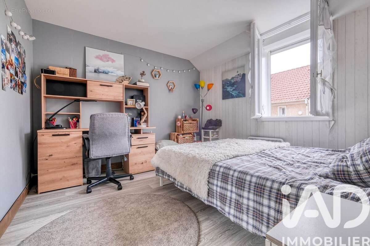 Photo 3 - Maison à VILLIERS-SUR-MARNE