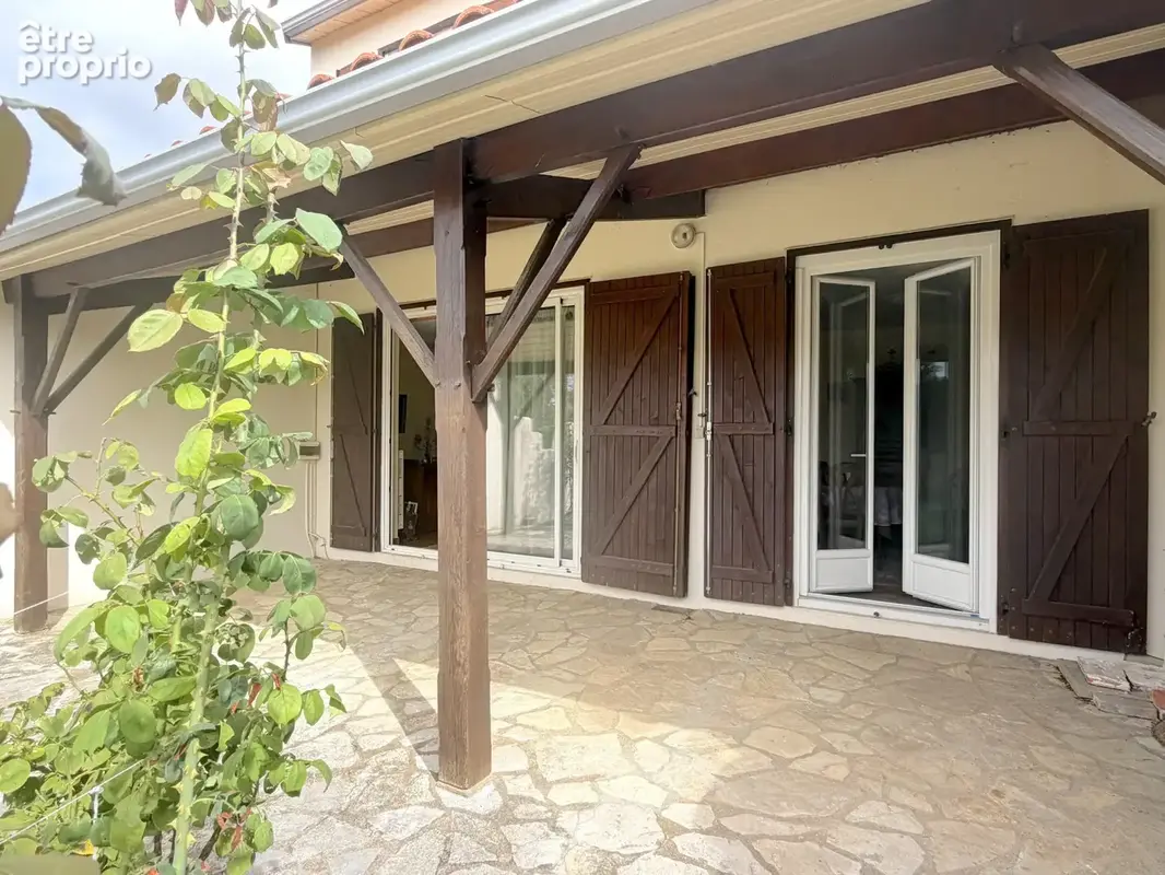POITIERS   LA GIBAUDERIE   Maison lumineuse avec jardin, terrasse couverte et garage - photo 6