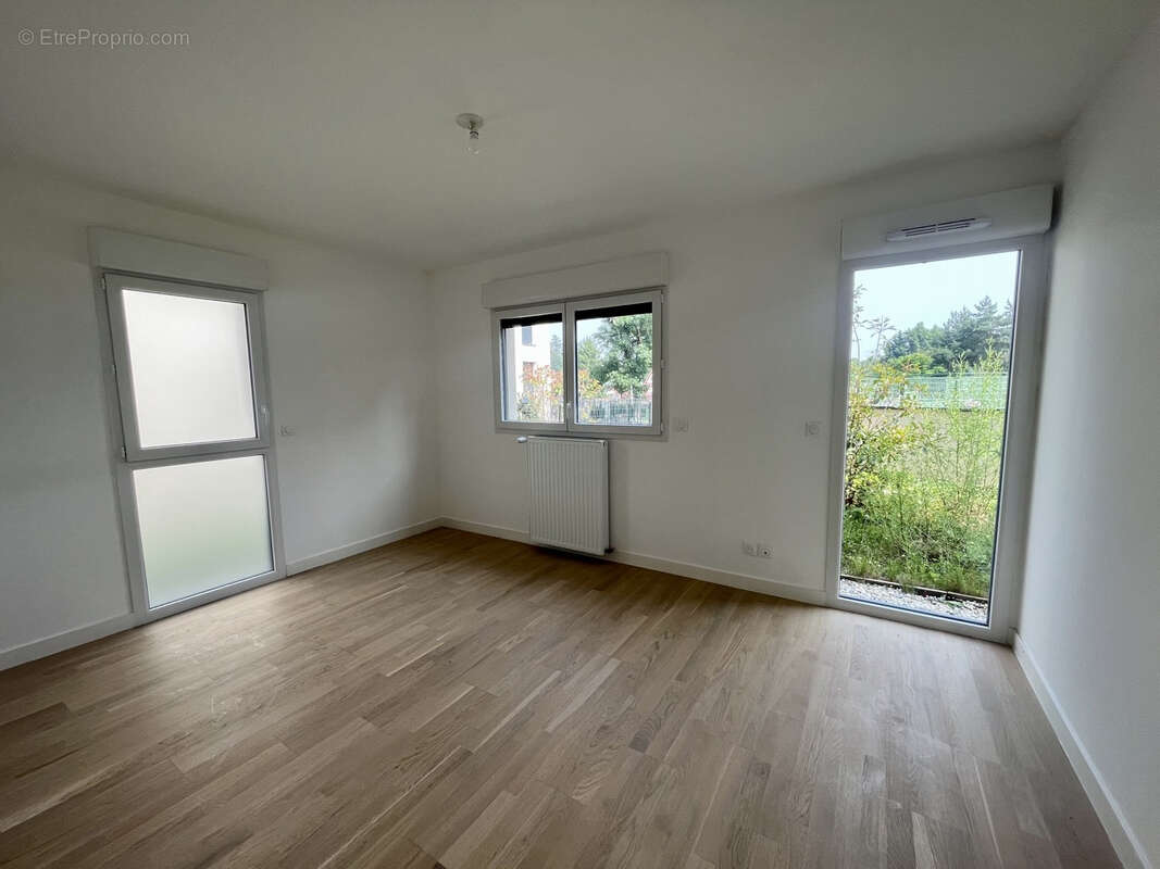 Appartement à CRAPONNE