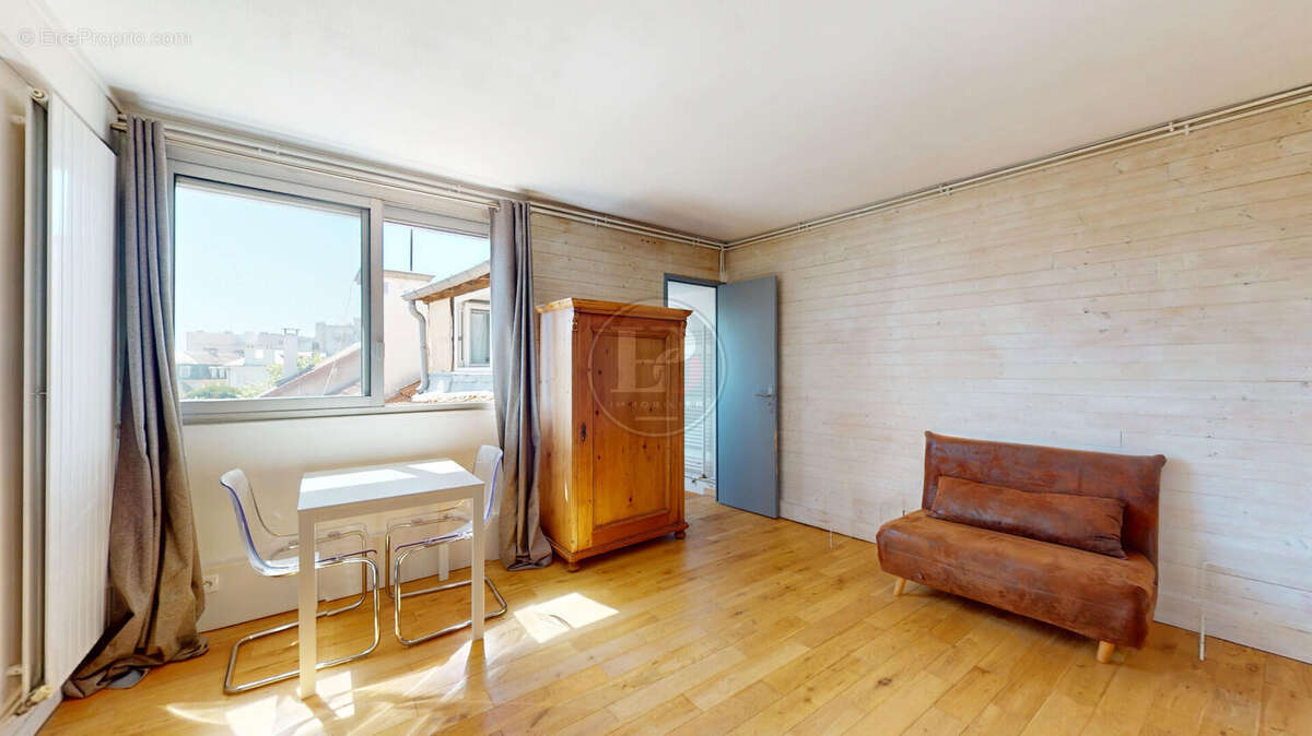 Appartement 2 pièces - Dernier étage - Hyper Centre - photo 5