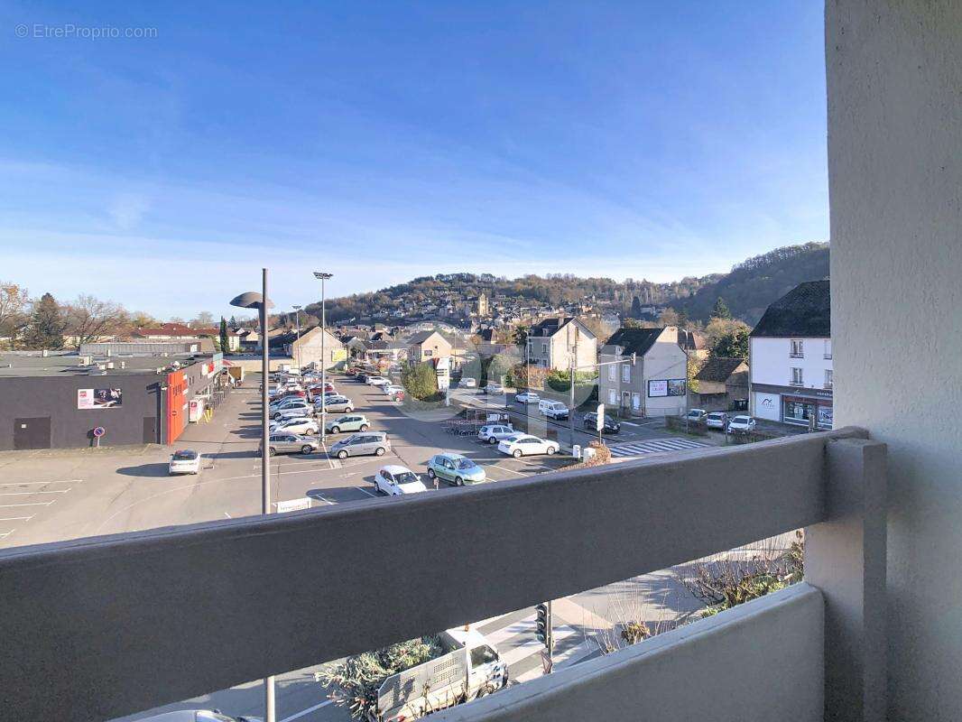 Appartement à TERRASSON-LAVILLEDIEU
