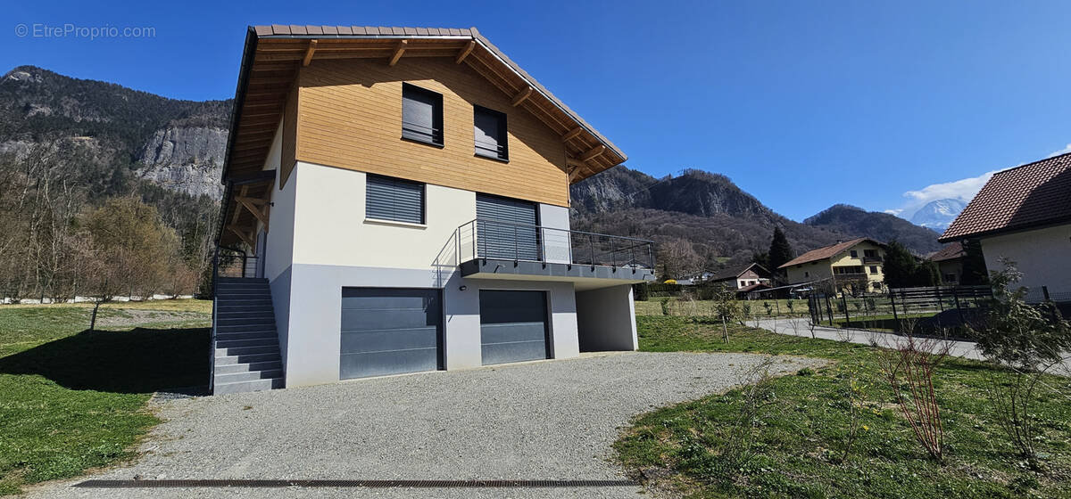 Maison à SALLANCHES